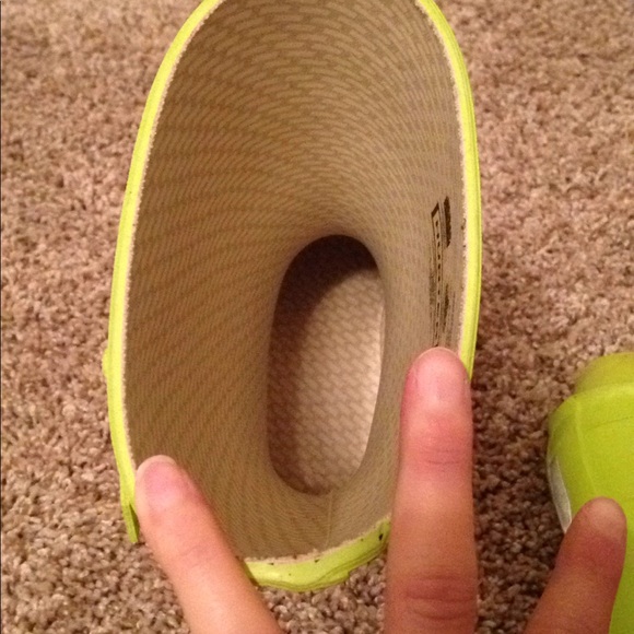 Green Hunter Boots - Picture 5 of 6